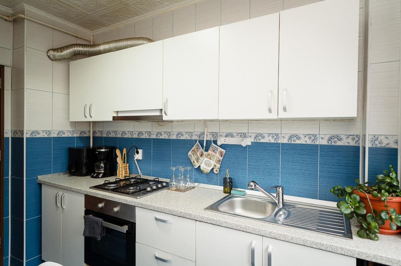 Blue House For 4 Guests With Netflix And Disney ยาช ภายนอก รูปภาพ